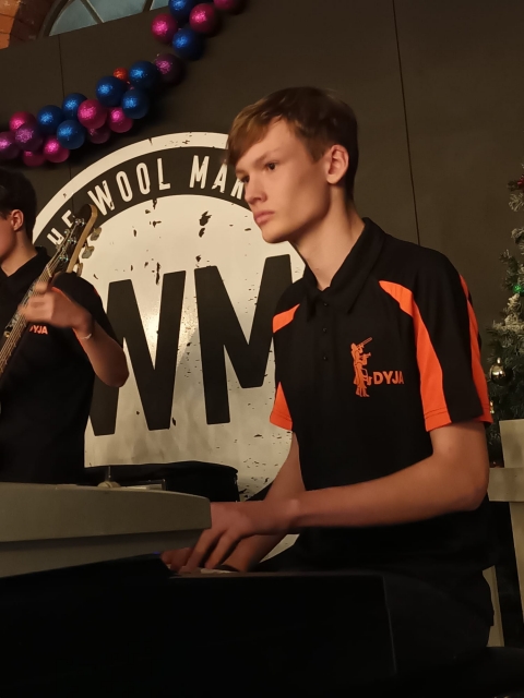 DYJA COLLECTIVE PLAY THE WOOLMARKET 1