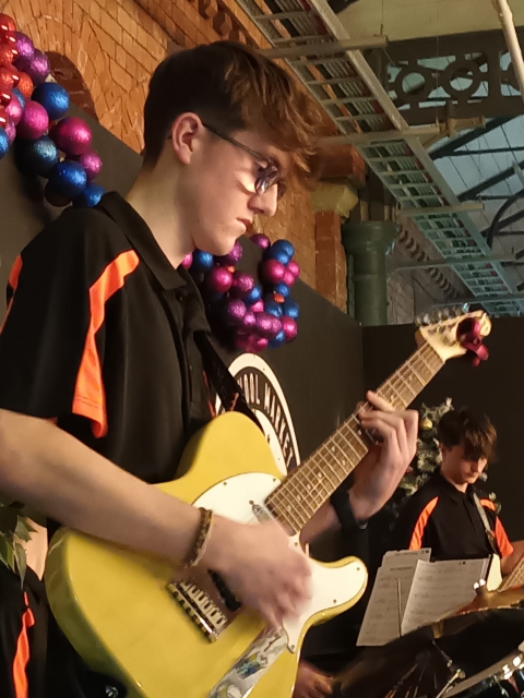 DYJA COLLECTIVE PLAY THE WOOLMARKET 9