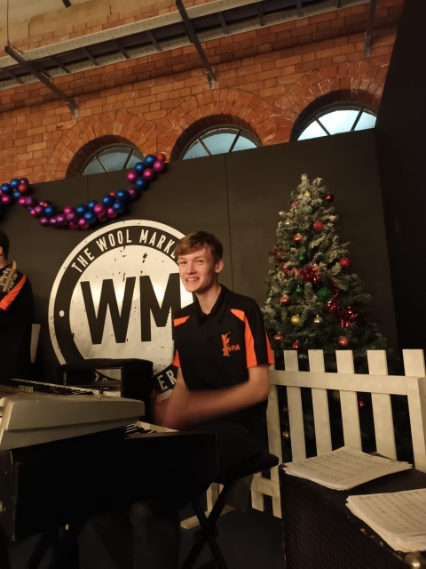 DYJA COLLECTIVE PLAY THE WOOLMARKET 16