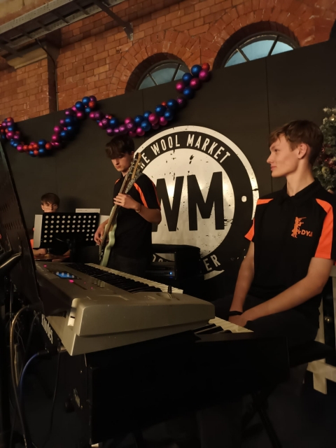 DYJA COLLECTIVE PLAY THE WOOLMARKET 18