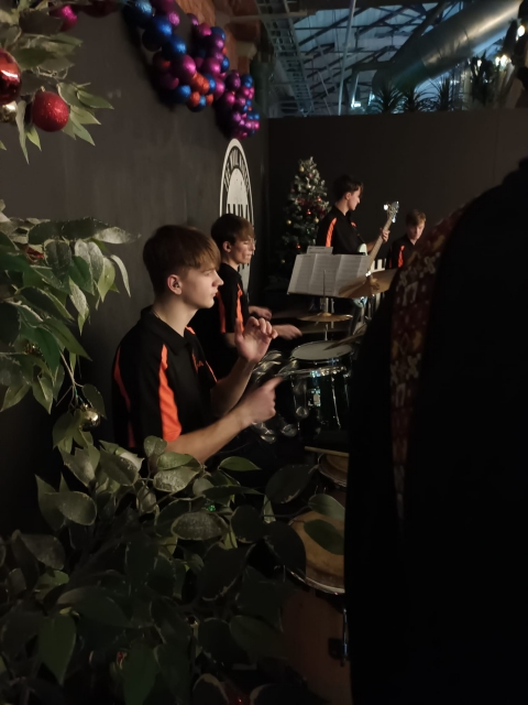 DYJA COLLECTIVE PLAY THE WOOLMARKET 21