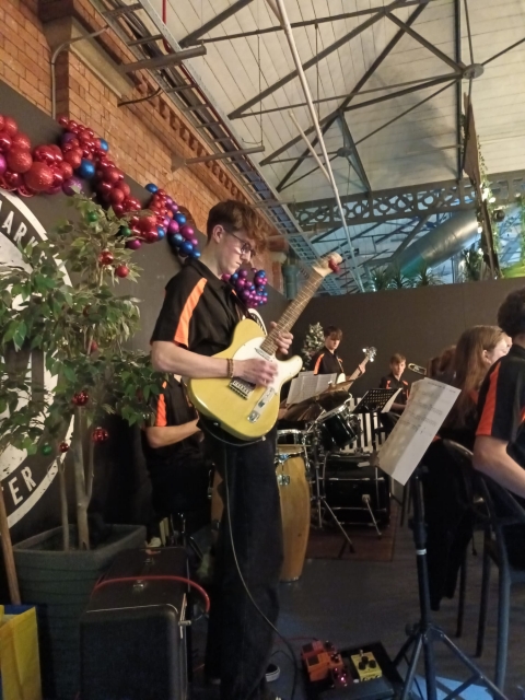 DYJA COLLECTIVE PLAY THE WOOLMARKET 27